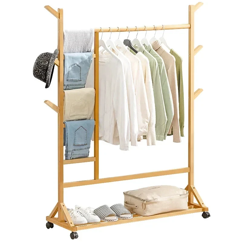 Standing coat hanger